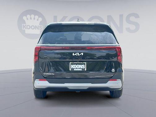 Aurora Black Pearl 2026 Kia Carnival LXS