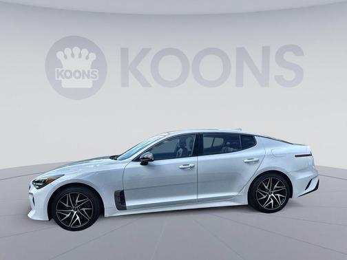 Snow White Pearl 2023 Kia Stinger GT-Line