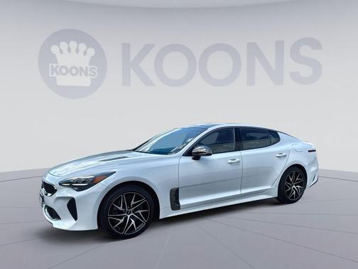 Snow White Pearl 2023 Kia Stinger GT-Line