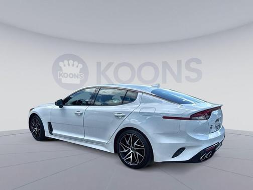 Snow White Pearl 2023 Kia Stinger GT-Line