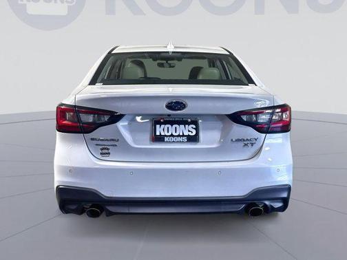 Crystal White Pearl 2021 Subaru Legacy Limited