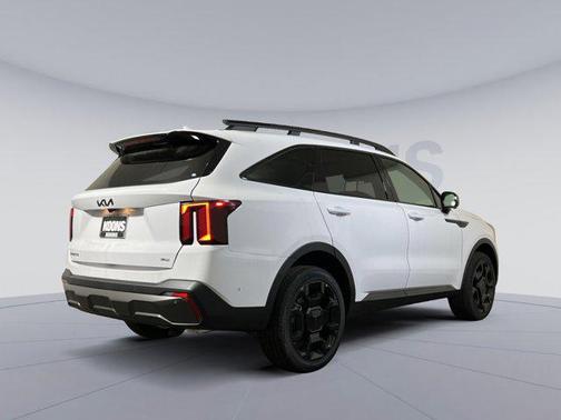 2025 Kia Sorento SX