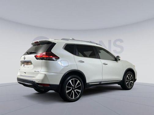 2020 Nissan Rogue SL
