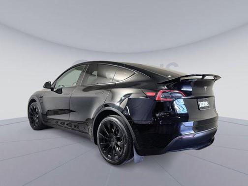 2024 Tesla Model Y Long Range Dual Motor All-Wheel Drive