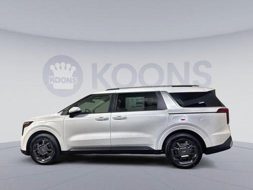 Snow White Pearl 2026 Kia Carnival Hybrid EX