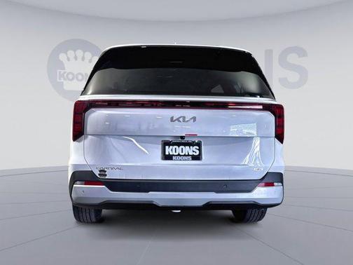 Snow White Pearl 2026 Kia Carnival Hybrid EX
