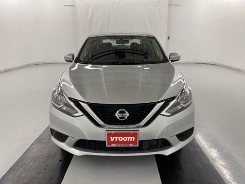 Photo 4 of 18 of 2018 Nissan Sentra S