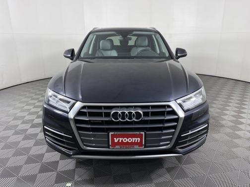 Photo 5 of 20 of 2019 Audi Q5 Premium Plus