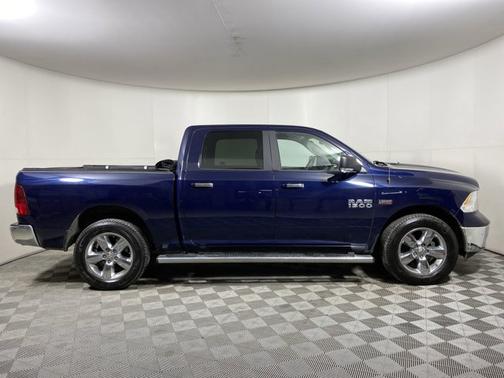 Photo 5 of 18 of 2018 RAM 1500 Big Horn