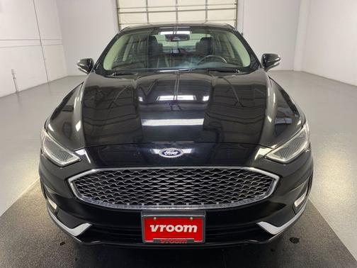 Photo 4 of 19 of 2019 Ford Fusion Titanium