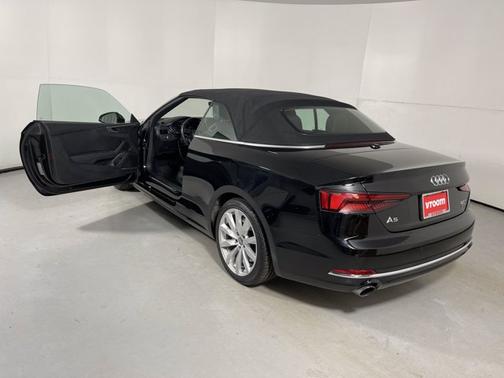 Photo 3 of 18 of 2018 Audi A5 Premium Plus