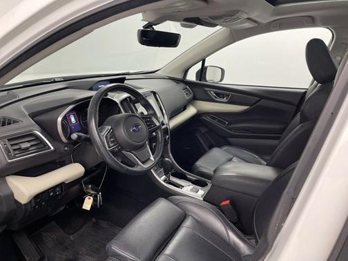 Photo 2 of 20 of 2019 Subaru Ascent Limited 7-Passenger