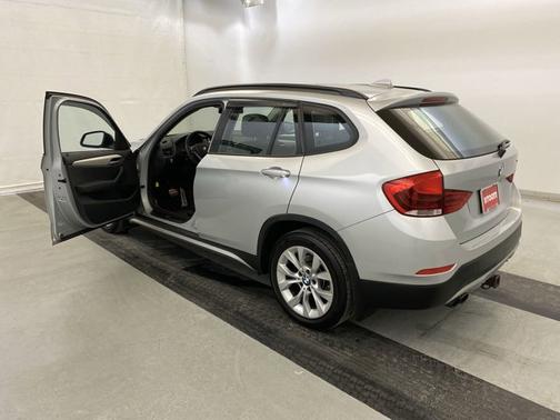 Photo 3 of 19 of 2014 BMW X1 xDrive 28i