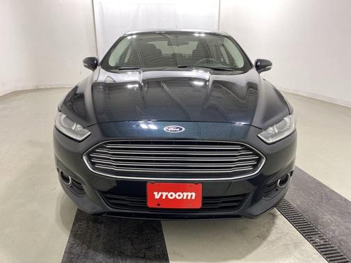 Photo 4 of 18 of 2014 Ford Fusion SE