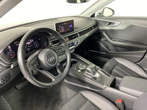 Photo 2 of 19 of 2017 Audi A4 Premium Plus