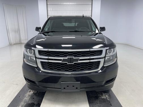 Photo 4 of 20 of 2019 Chevrolet Tahoe LT