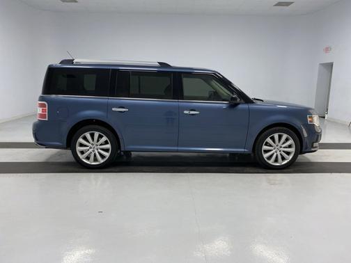 Photo 5 of 19 of 2018 Ford Flex SEL