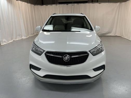 Photo 4 of 18 of 2019 Buick Encore Preferred