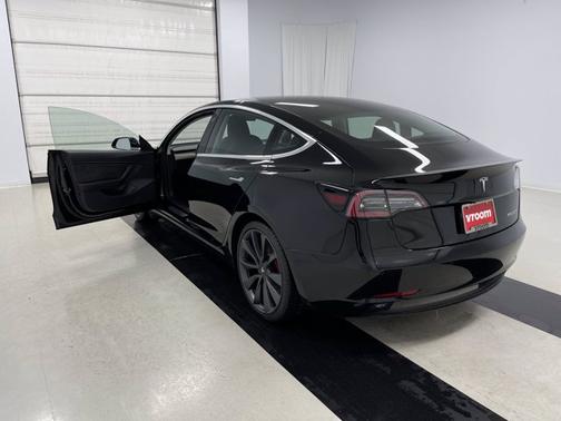 Photo 3 of 18 of 2020 Tesla Model 3 Performance