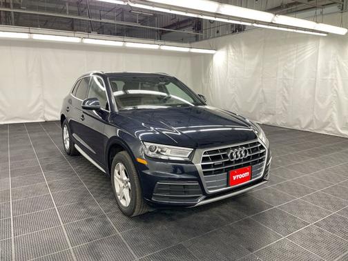 Photo 5 of 18 of 2019 Audi Q5 Premium