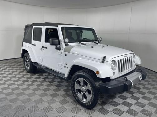 Photo 5 of 17 of 2018 Jeep Wrangler JK Unlimited Sahara