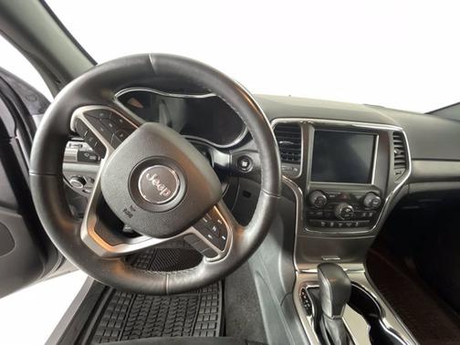 2018 Jeep Grand Cherokee Altitude for sale in Houston, TX - image 12