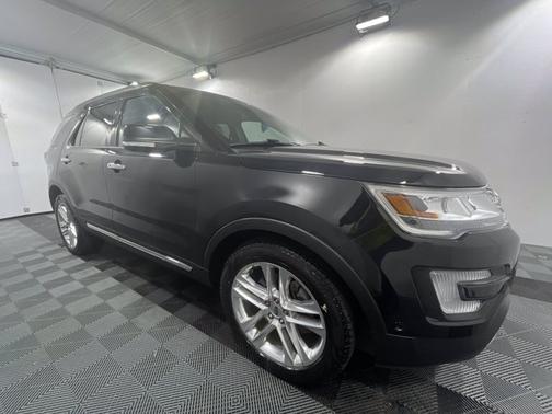 Photo 5 of 20 of 2017 Ford Explorer Limited