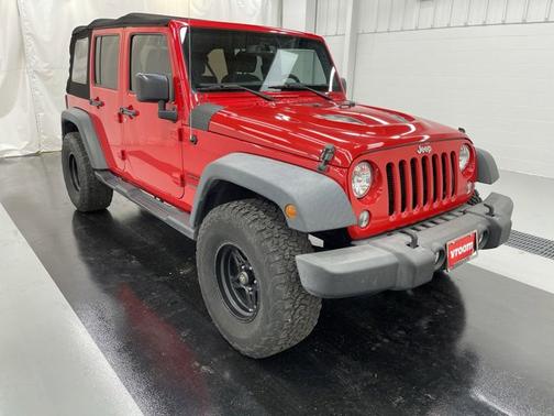 Photo 5 of 17 of 2015 Jeep Wrangler Unlimited Sport