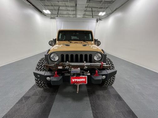 Photo 4 of 17 of 2014 Jeep Wrangler Unlimited Rubicon X