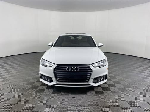 Photo 4 of 19 of 2017 Audi A4 Premium Plus