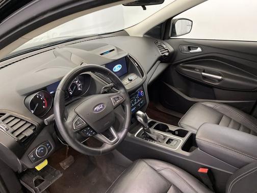 Photo 2 of 18 of 2018 Ford Escape SEL