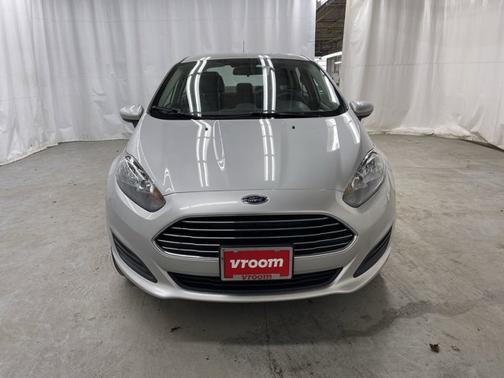 Photo 4 of 18 of 2019 Ford Fiesta SE