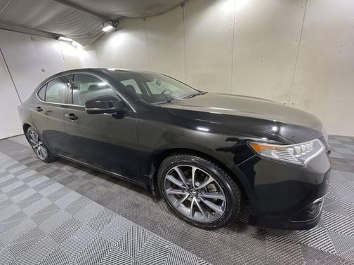 Photo 5 of 19 of 2015 Acura TLX V6 Advance