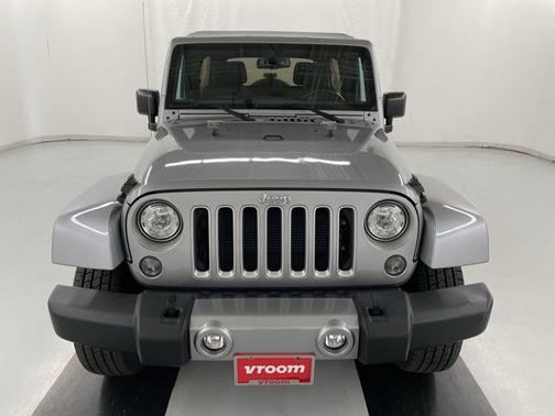 Photo 4 of 17 of 2017 Jeep Wrangler Unlimited Sahara