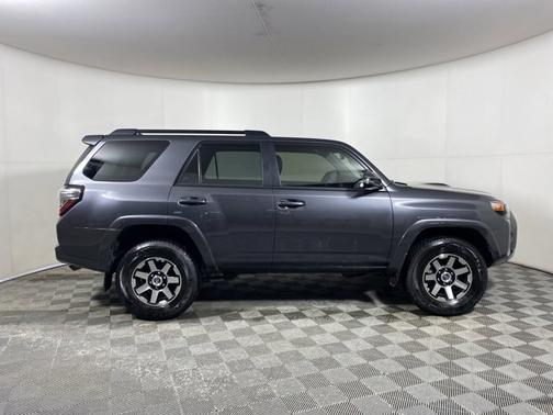 Photo 5 of 19 of 2021 Toyota 4Runner TRD Off Road Premium
