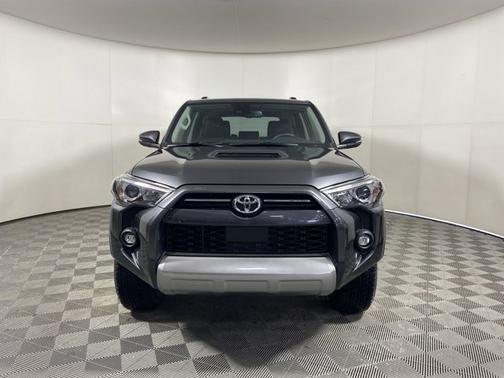 Photo 4 of 19 of 2021 Toyota 4Runner TRD Off Road Premium