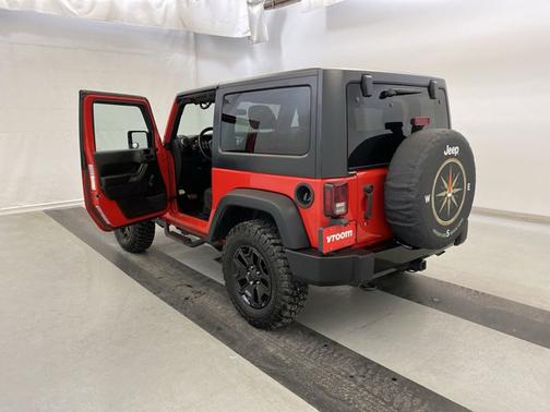 Photo 3 of 17 of 2016 Jeep Wrangler Willys Wheeler