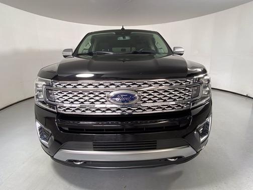 Photo 4 of 20 of 2019 Ford Expedition Max Platinum
