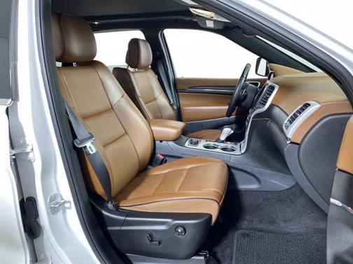 2018 Jeep Grand Cherokee Summit for sale in Conway, SC - image 9
