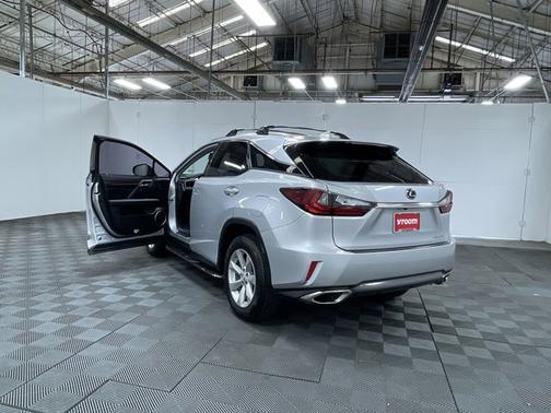 Photo 3 of 19 of 2016 Lexus RX 350 Base