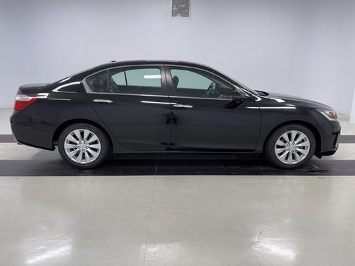 2015 Honda Accord EX-L for sale in Houston, TX - image 5