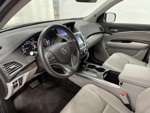 Photo 2 of 20 of 2017 Acura MDX 3.5L w/Technology Package