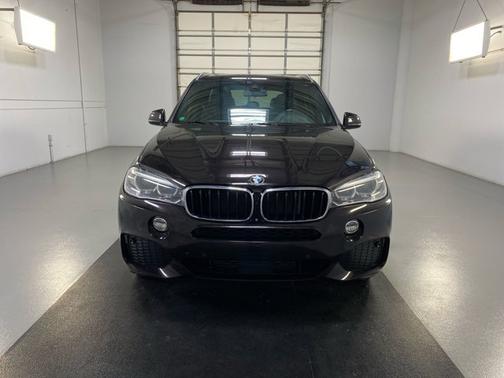 Photo 4 of 19 of 2017 BMW X5 xDrive35i