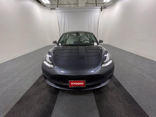 Photo 4 of 15 of 2019 Tesla Model 3 Long Range