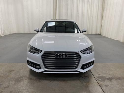 Photo 4 of 19 of 2017 Audi A4 Premium Plus