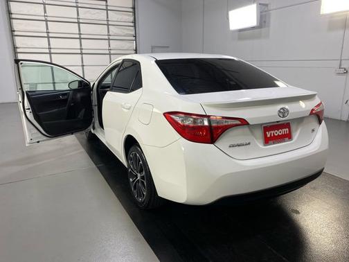 Photo 3 of 18 of 2016 Toyota Corolla S Plus
