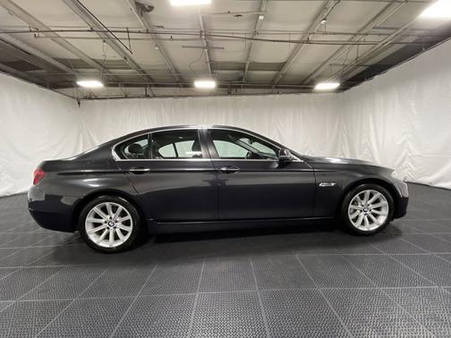 Photo 5 of 19 of 2014 BMW 535 i