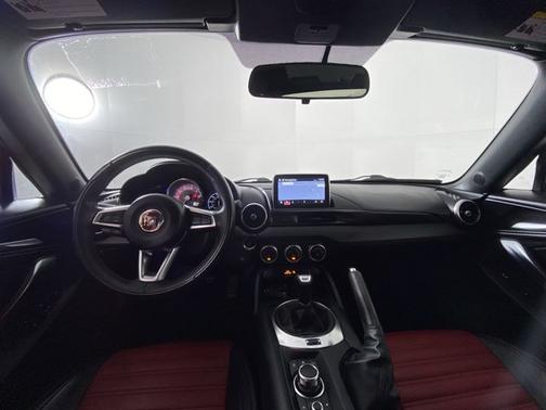 2018 FIAT 124 Spider Abarth for sale in Kennewick, WA - image 10
