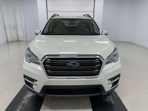 Photo 4 of 19 of 2020 Subaru Ascent Premium 7-Passenger