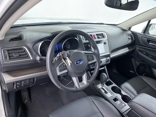 Photo 2 of 18 of 2016 Subaru Legacy 3.6R Limited
